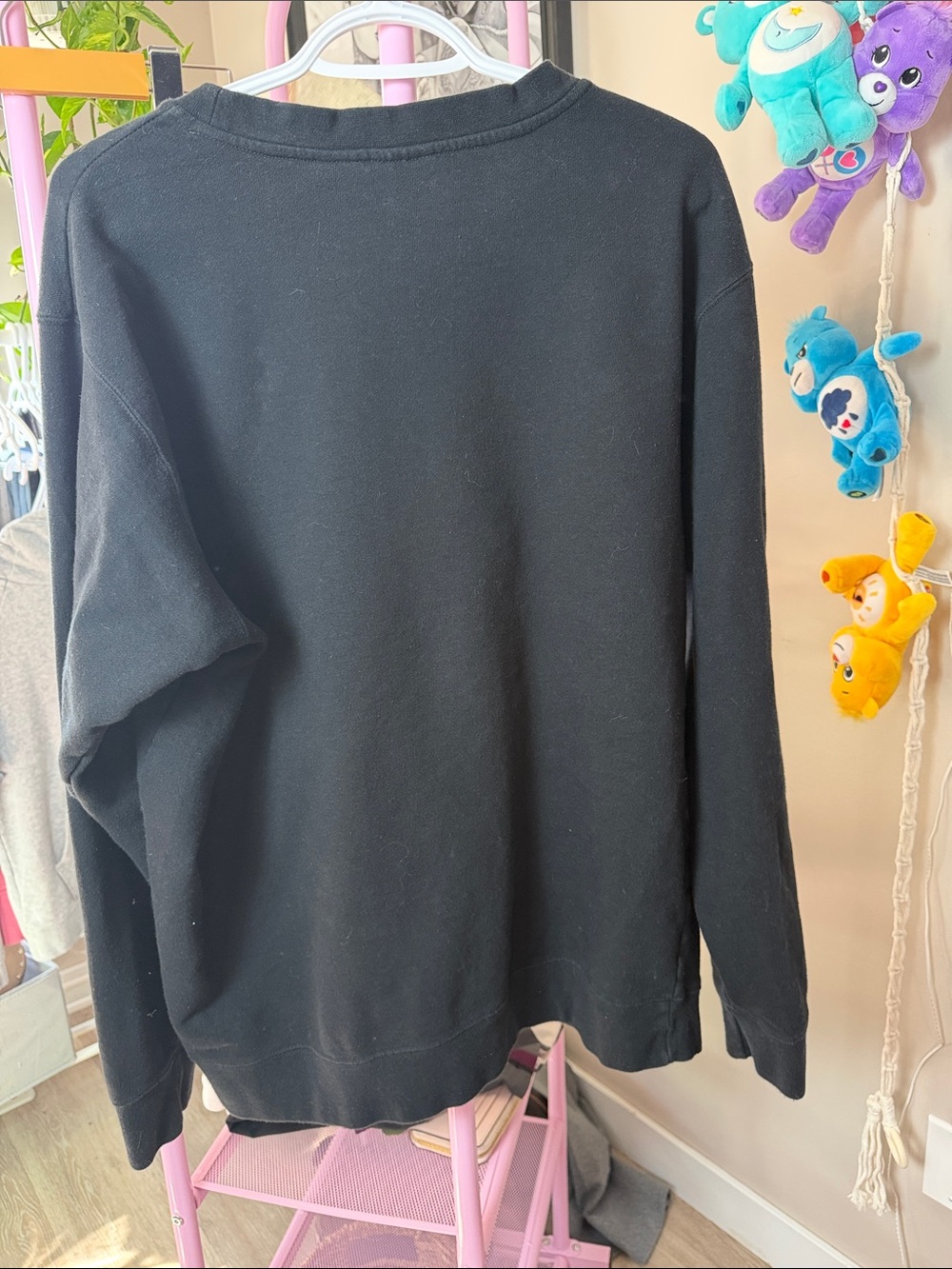 CAT | MENS BLACK SWEATSHIRT CHEST LOGO CREW NECK - Picture 3 of 5
